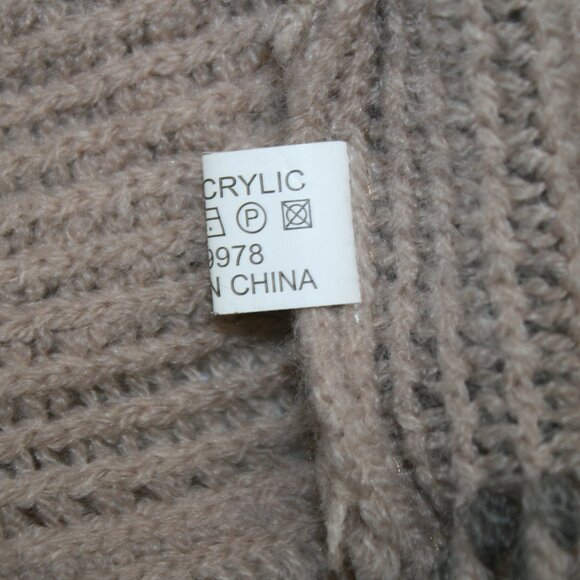 ARIANNA BY HOWARDS Poncho Hooded Knit Fringe Chevron Stripe Tan Gray One Size - Picture 8 of 14